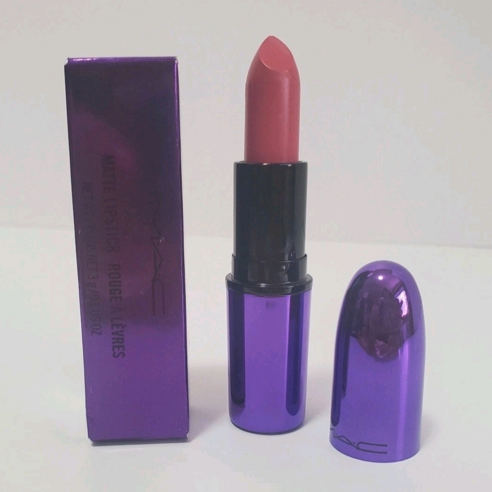 MAC Cosmetics PLEASE ME Matte Lipstick, New In Box & Authentic